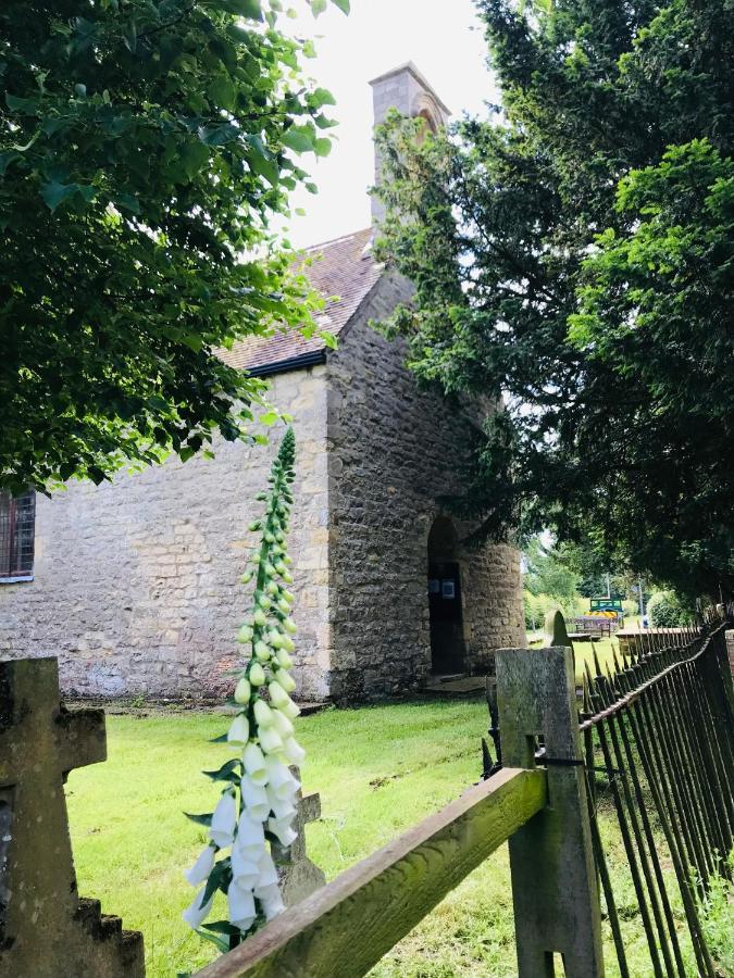 Charming Hen Cottage Countryside Retreat Lincoln Newball Eksteriør billede
