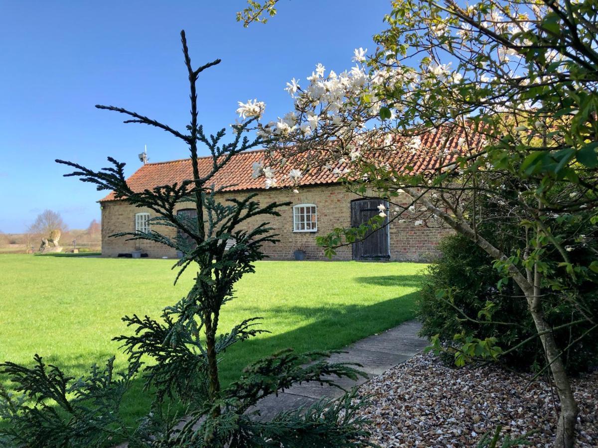 Charming Hen Cottage Countryside Retreat Lincoln Newball Eksteriør billede
