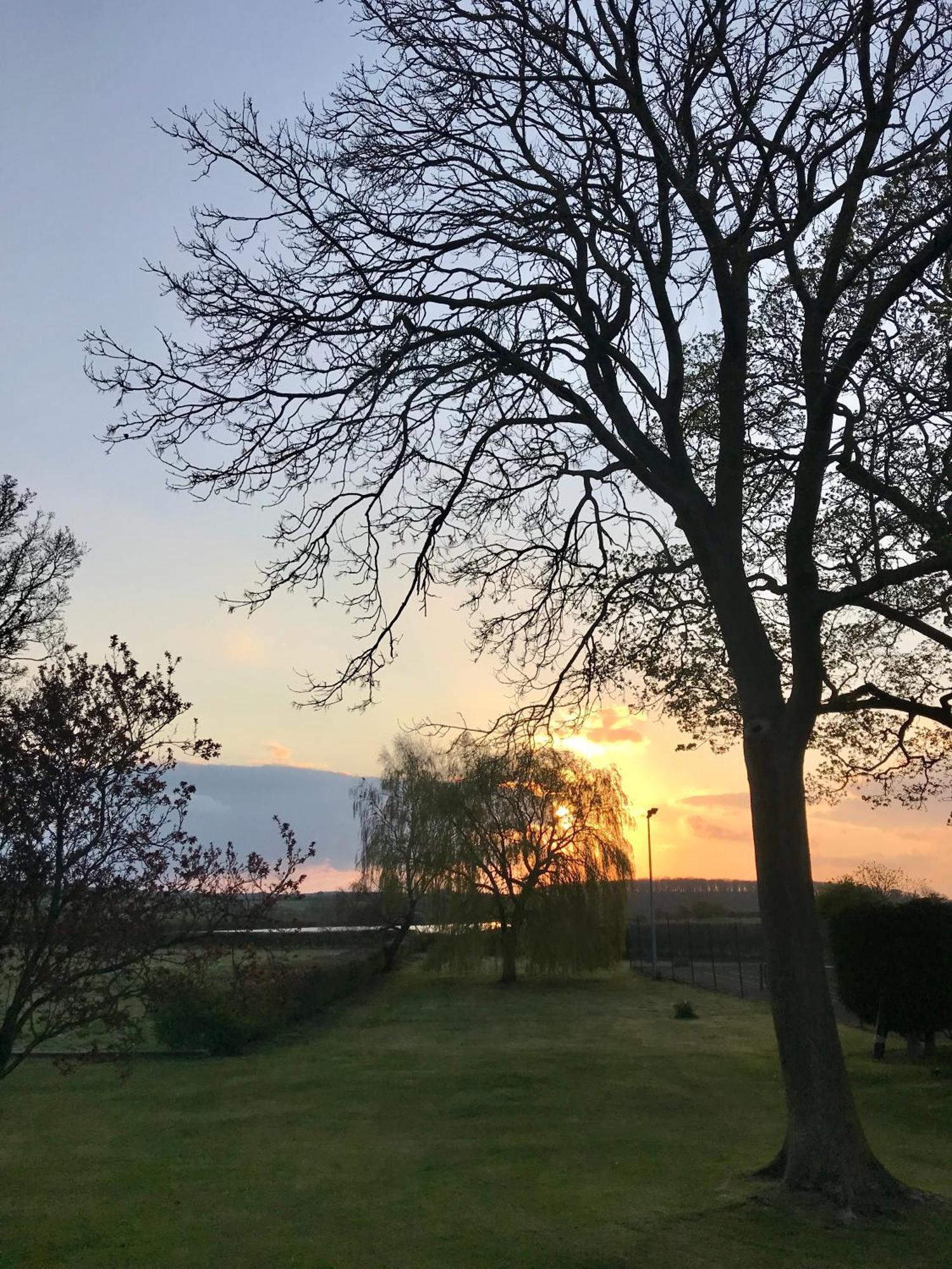 Charming Hen Cottage Countryside Retreat Lincoln Newball Eksteriør billede