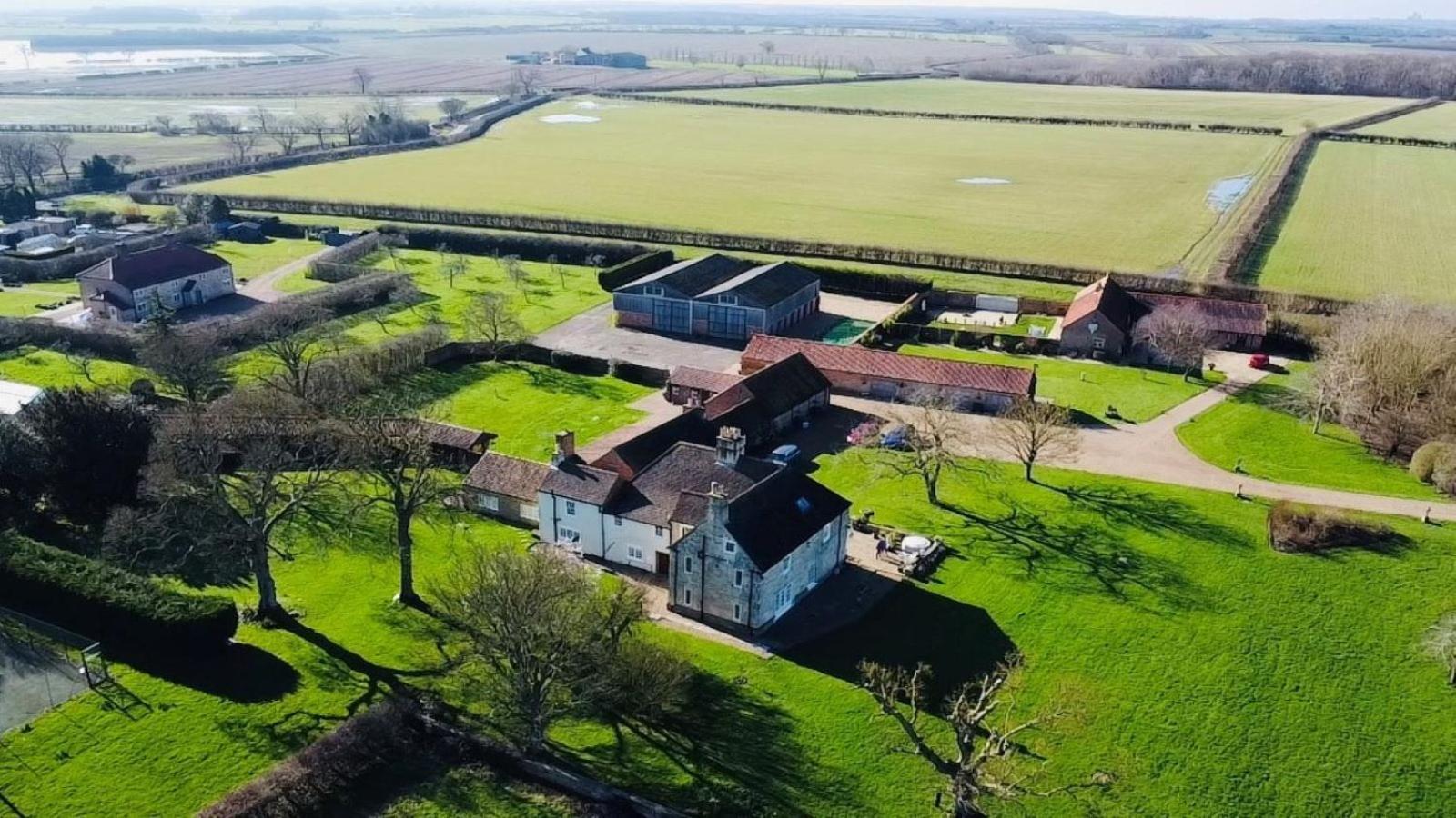 Charming Hen Cottage Countryside Retreat Lincoln Newball Eksteriør billede